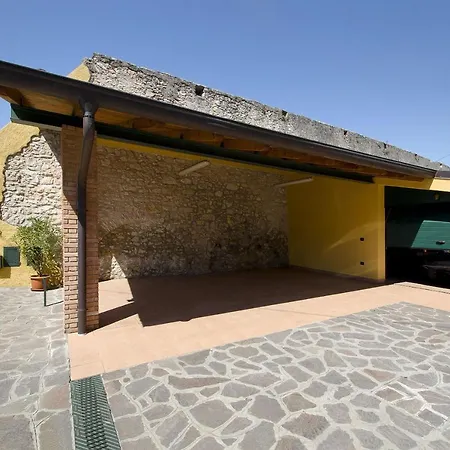 Accogliente Apt Al Centro Con Giardino E Jacuzzi